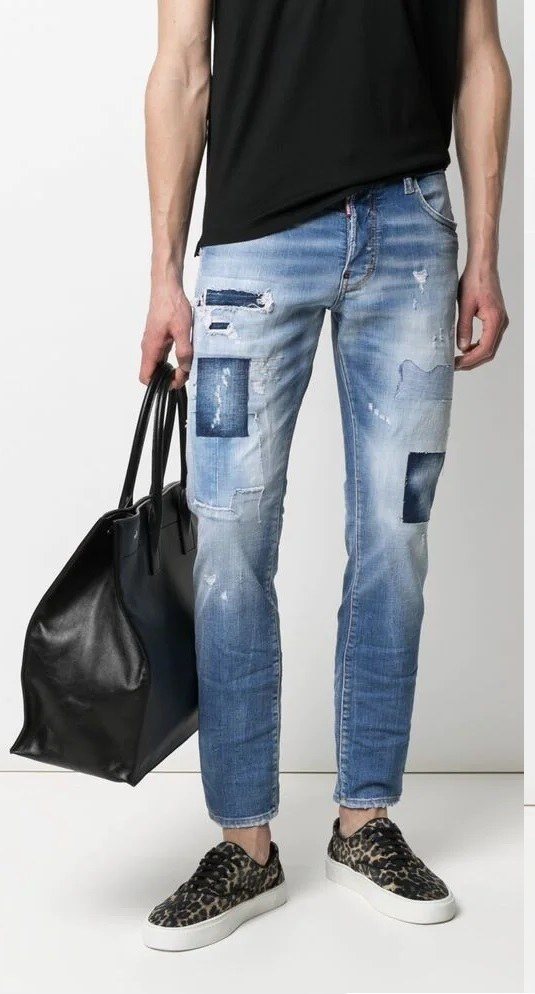 DSQUARED2 Distressed Jeans — S74LB0975 — 3
