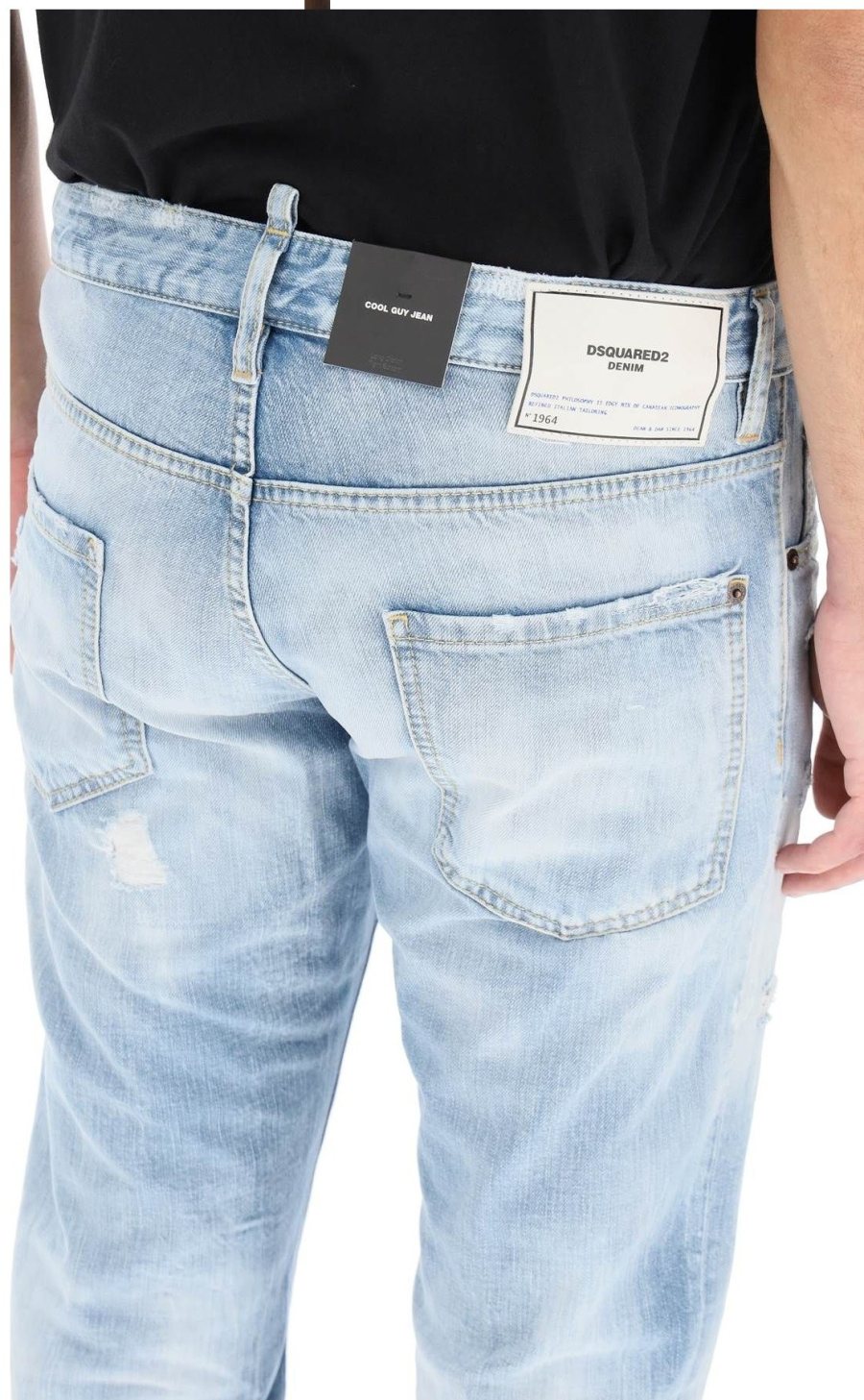 DSQUARED2 Distressed Jeans — S74LB1095